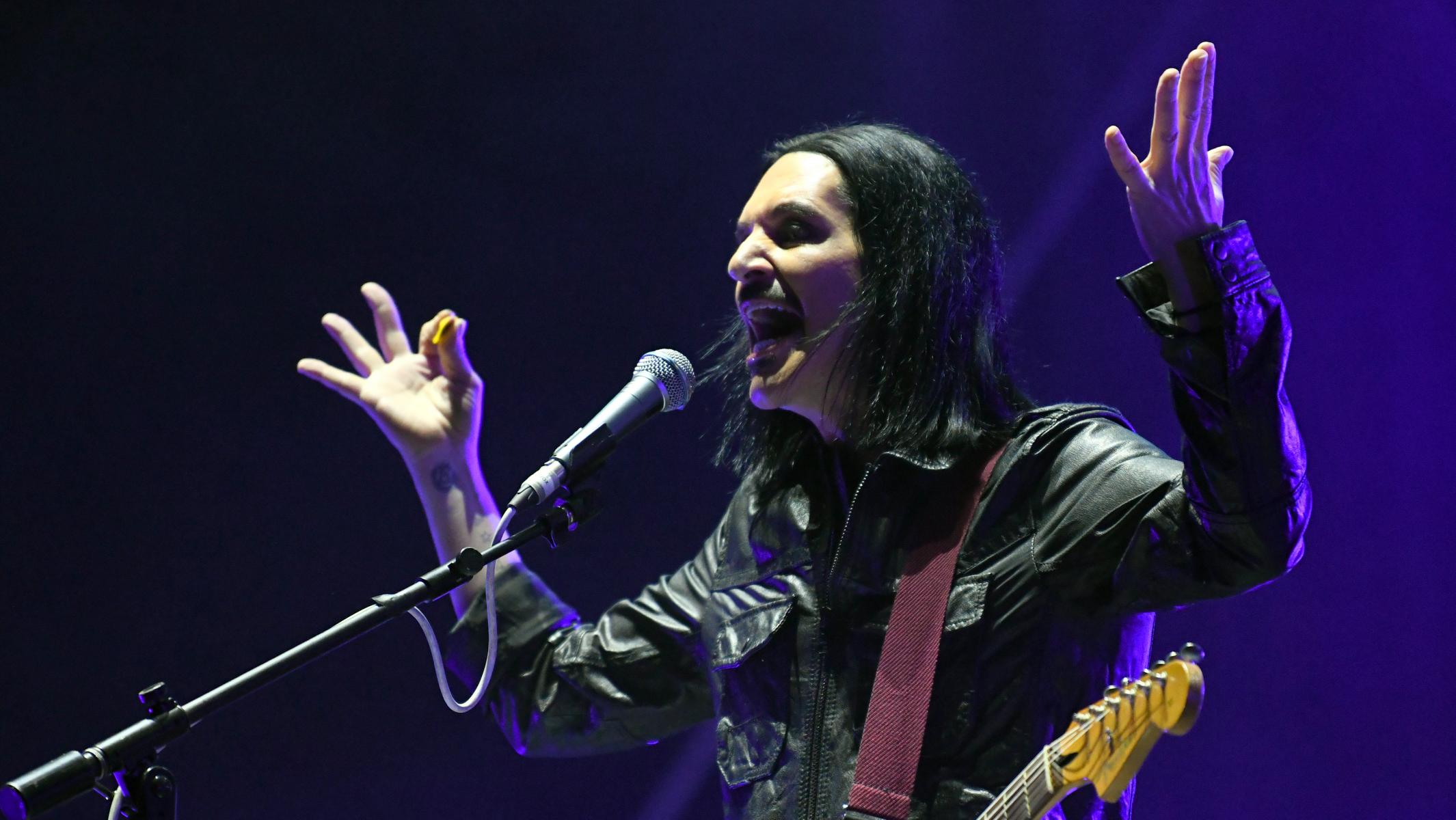 Placebo kündigen neue Single „Helen Keller“ an – was hinter dem Song steckt